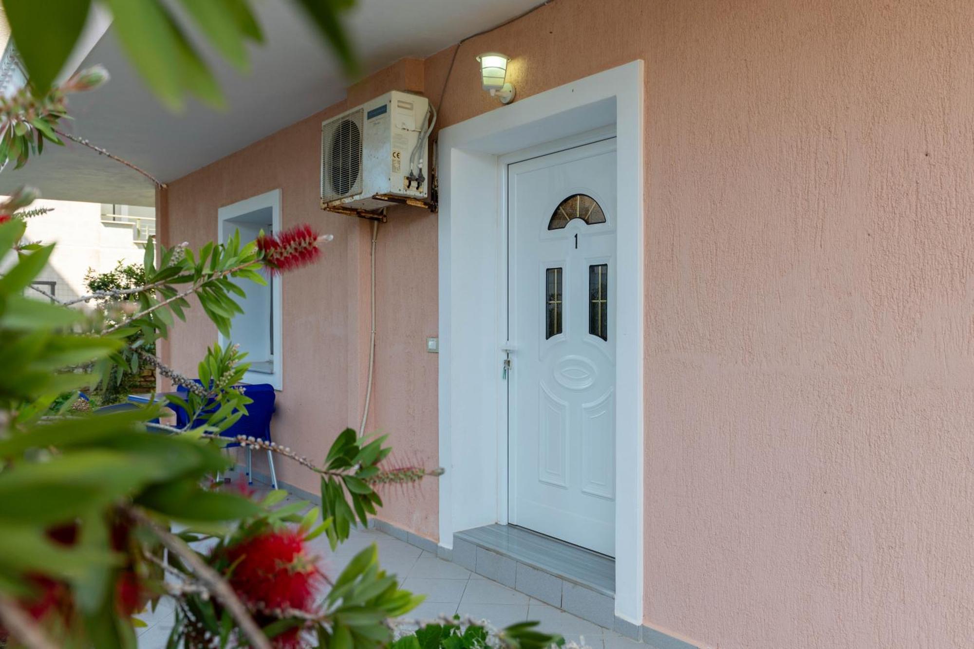Villa Sunny Ksamil Exterior foto